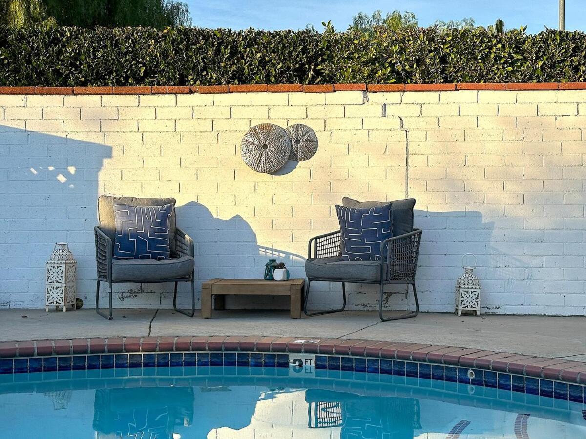 Holiday home Tranquil Poolside Oasis With Bbq And Serene Ambiance *